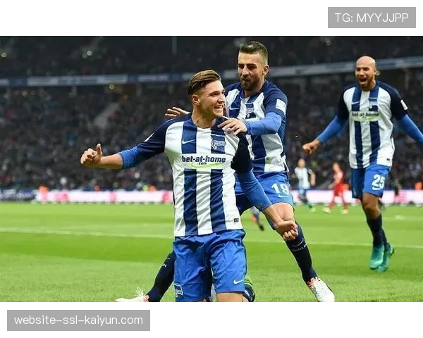 战术分析:门兴零封强敌,关键在于对对手进攻组织者的阶段性“窒息”盯防。